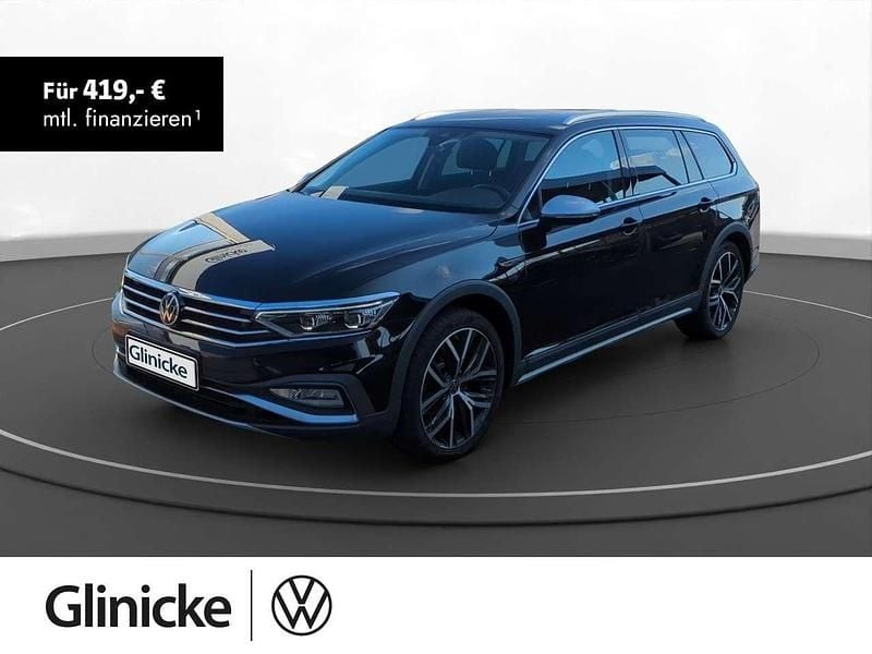 Deep black perleffekt Gebraucht 2022 VW Passat Alltrack Kombi | 31.980 € (Fairer Preis) - Bild 1/3