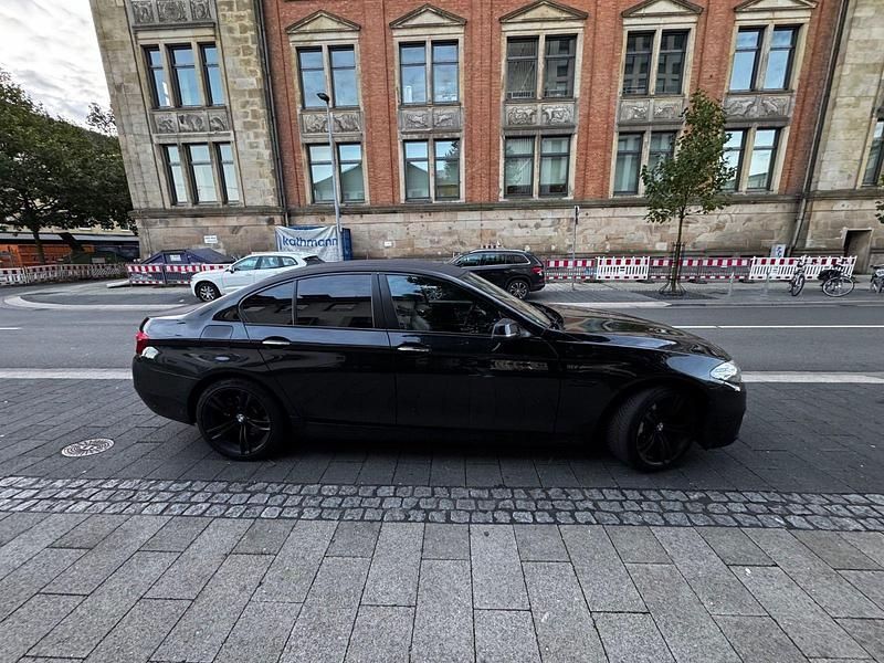 Gebraucht BMW 525 Comfort Edition 218 PS (160 kW) 2015 Schwarz Limousine