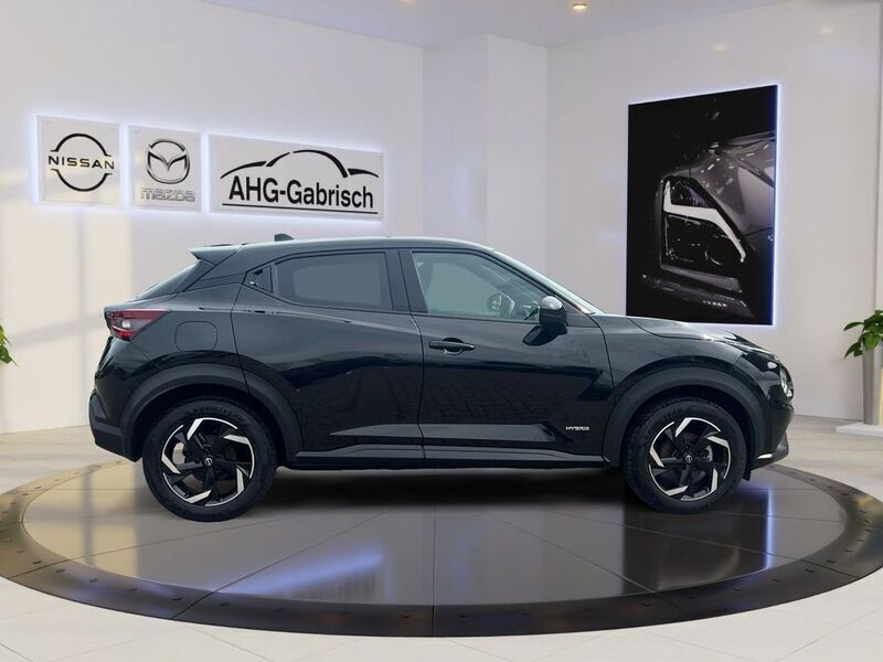 Second-hand Nissan Juke N-Connecta 143 CP (105 kW) 2024 Negru SUV