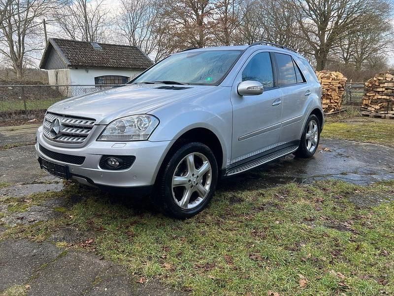 Gebraucht Mercedes 320 305 PS (224 kW) 2006 Silber SUV