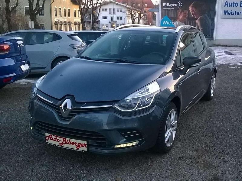 Silber Gebraucht 2019 Renault Clio GrandTour LIMITED Kombi | 10.700 € (Fairer Preis) - Bild 1/3