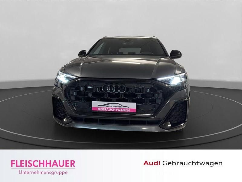 Gebraucht Audi Q8 S-Line 286 PS (210 kW) 2024 Grau SUV