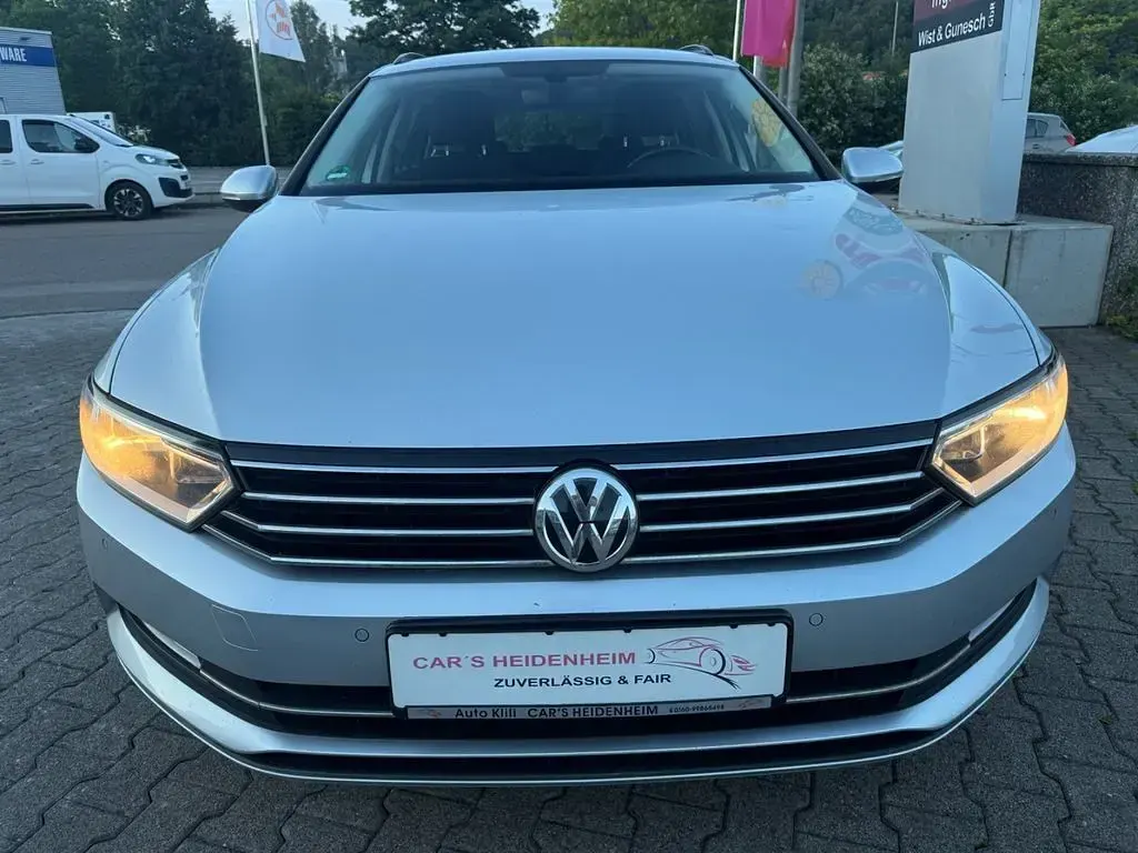 Gebraucht VW Passat Comfortline 150 PS (110 kW) 2014 Schwarz Kombi