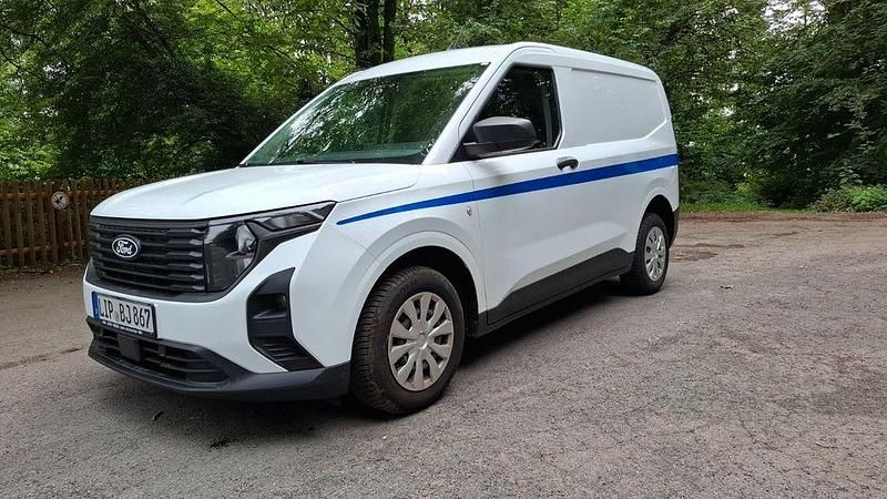 Weiß Gebraucht 2024 Ford Transit | 17.790 € (Guter Preis) - Bild 1/4