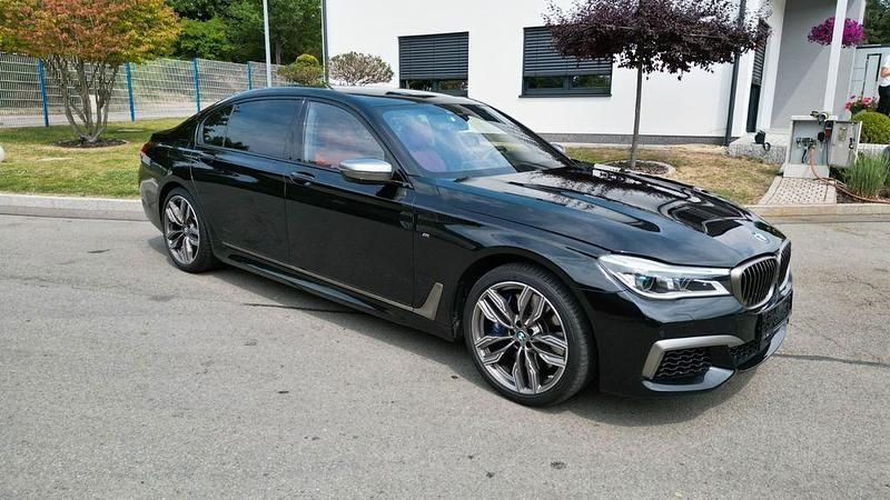 Schwarz Gebraucht 2018 BMW M760 M Sport Limousine | 57.000 € (Superpreis) - Bild 1/4