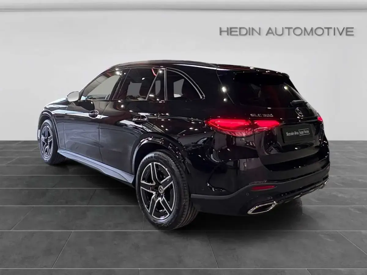 Gebraucht Mercedes GLC300 AMG 258 PS (189 kW) 2023 Schwarz SUV