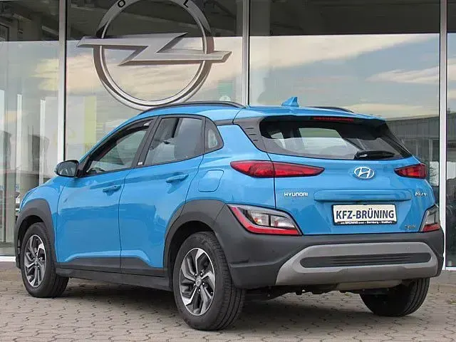 Gebraucht Hyundai Kona Select 141 PS (103 kW) 2021 Blau SUV