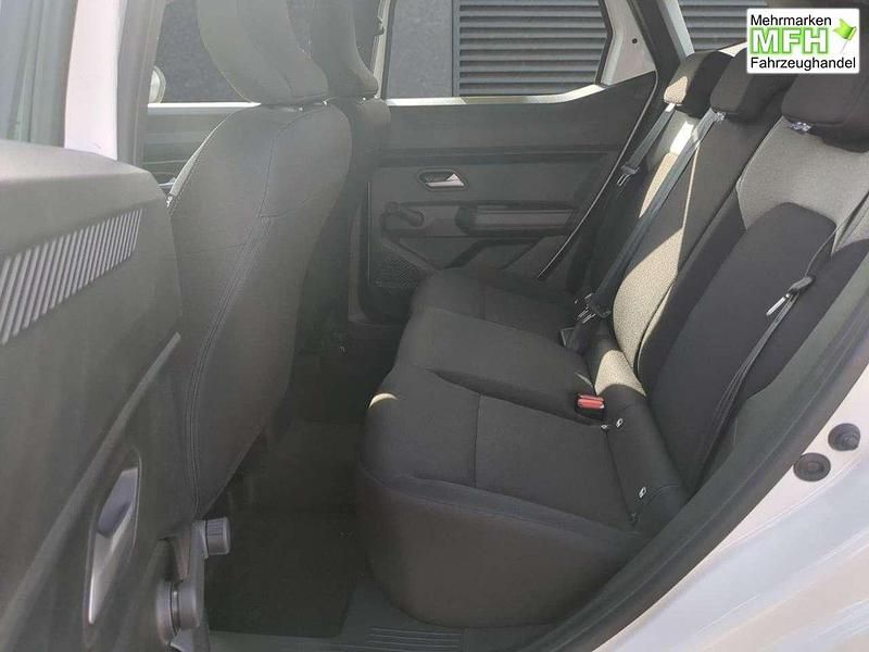 Neu Dacia Duster Essentiel 101 PS (74 kW) 2025 Arktisweiß SUV
