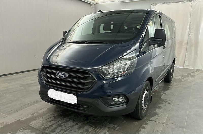Blau Gebraucht 2020 Ford Transit Custom Trend Van / Kleinbus | 26.775 € (Teuer) - Bild 1/4