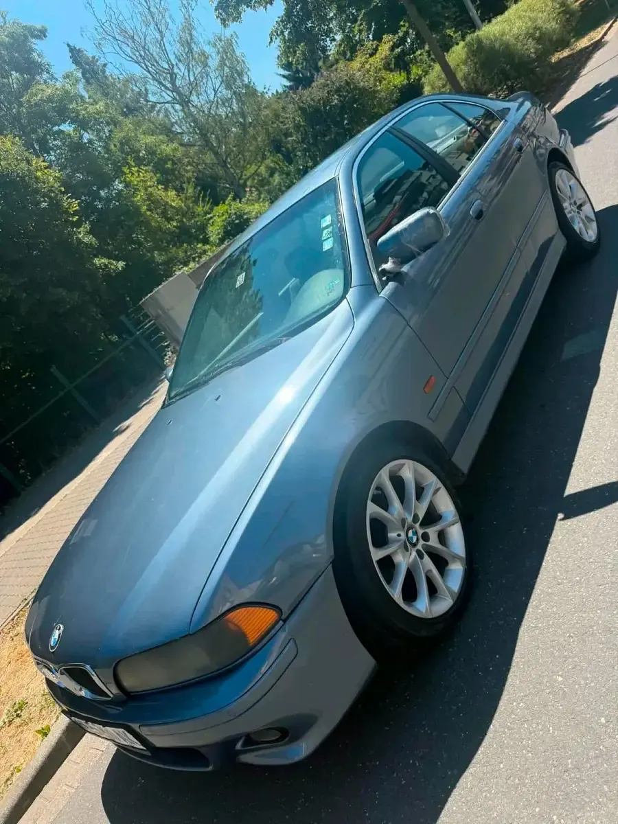 Gebraucht BMW 525 163 PS (119 kW) 2001 Grau Limousine