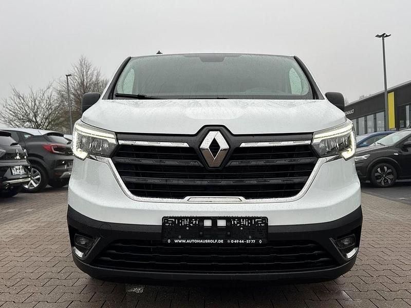 Gebraucht Renault Trafic Komfort 131 PS (96 kW) 2024 Weiß Van / Kleinbus