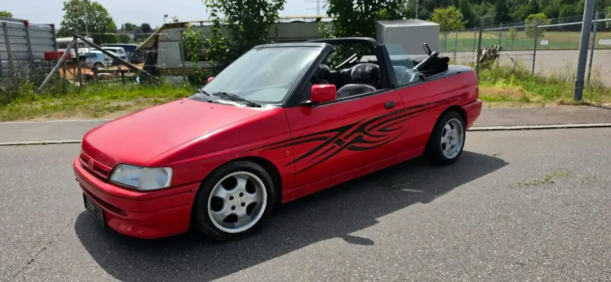 Gebraucht Ford Escort Cabriolet 105 PS (77 kW) 1991 Rot Cabrio