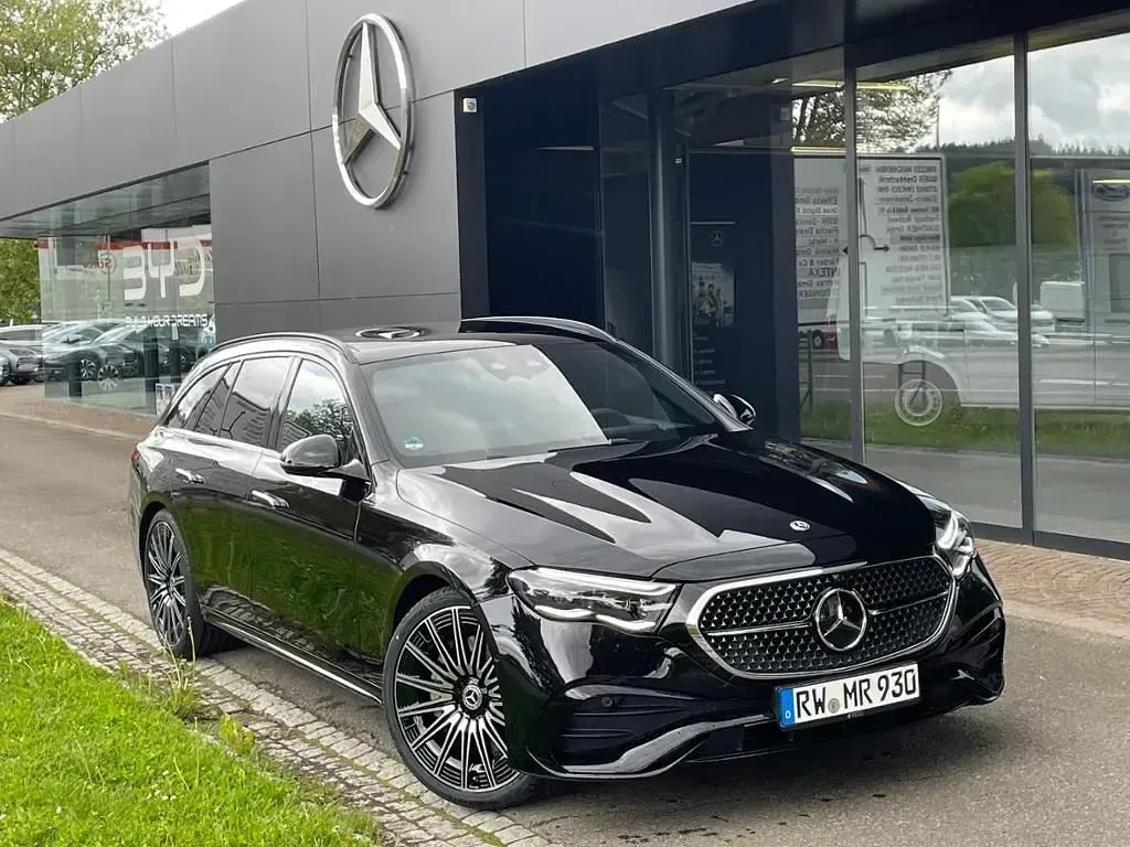 Gebraucht Mercedes E450 AMG 367 PS (269 kW) 2026 Schwarz Kombi