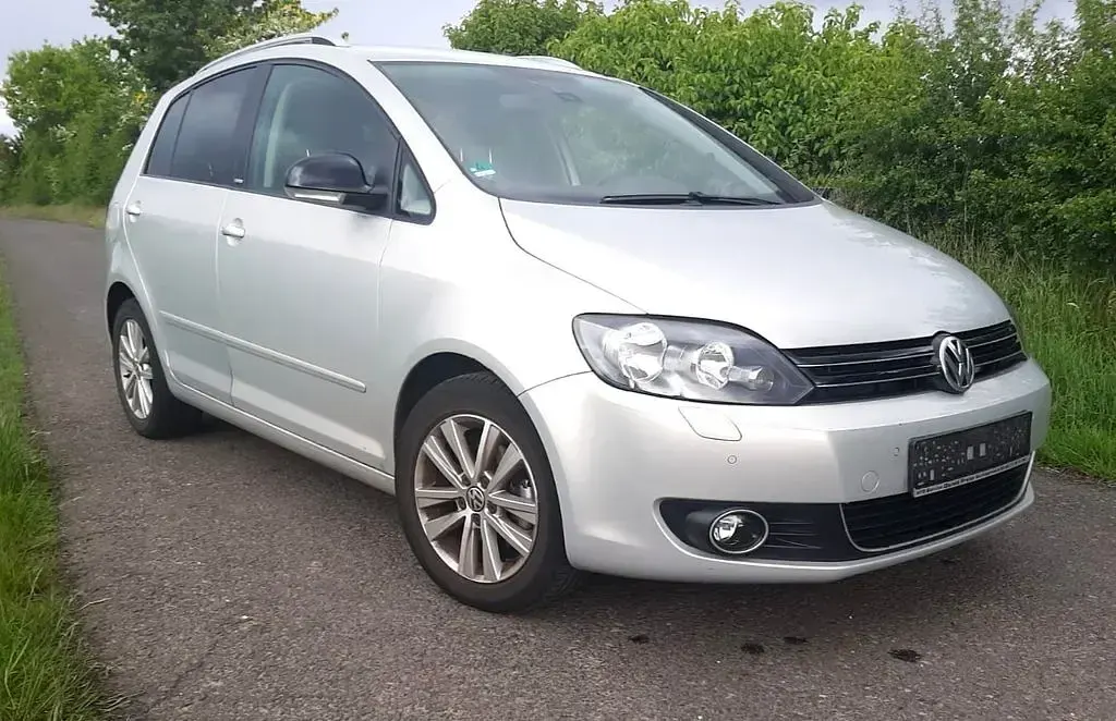 Gebraucht VW Golf 105 PS (77 kW) 2011 Silber Van / Kleinbus