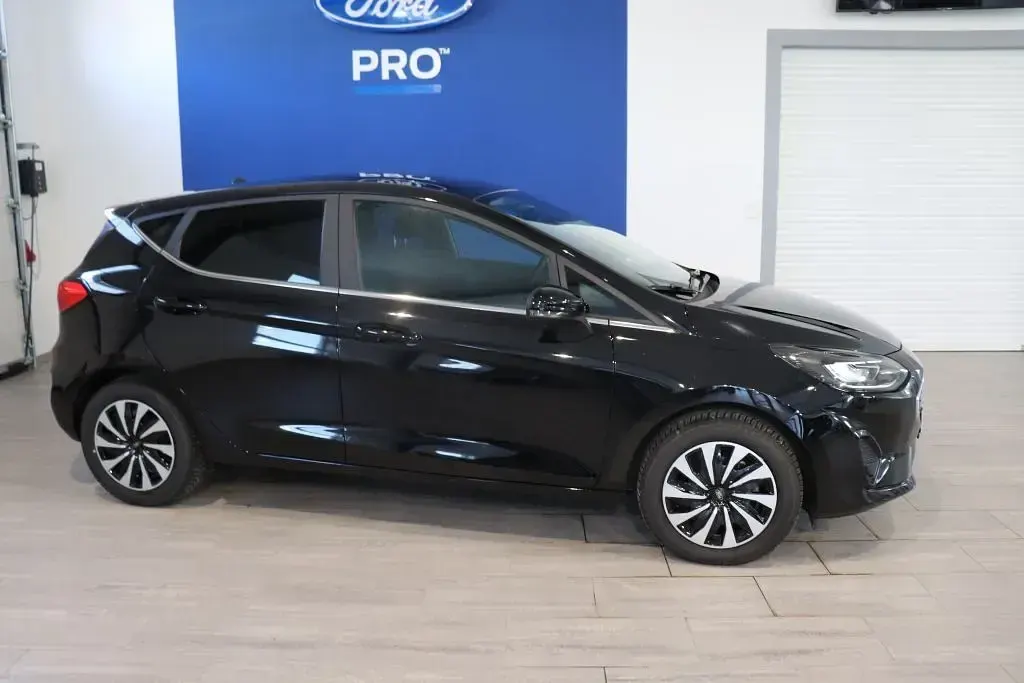 Gebraucht Ford Fiesta Titanium 101 PS (74 kW) 2022 Schwarz Kleinwagen