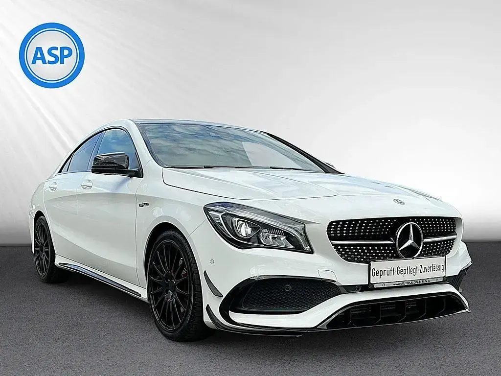 Gebraucht Mercedes CLA250 AMG line 218 PS (160 kW) 2018 Weiß Coupé