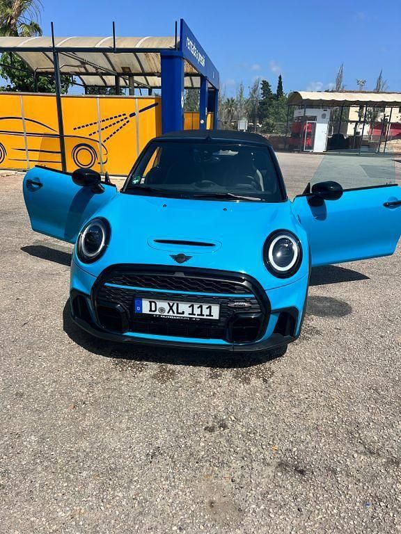 Schwarz Gebraucht 2023 Mini John Cooper Works Classic Kleinwagen | 33.900 € (Fairer Preis) - Bild 1/4