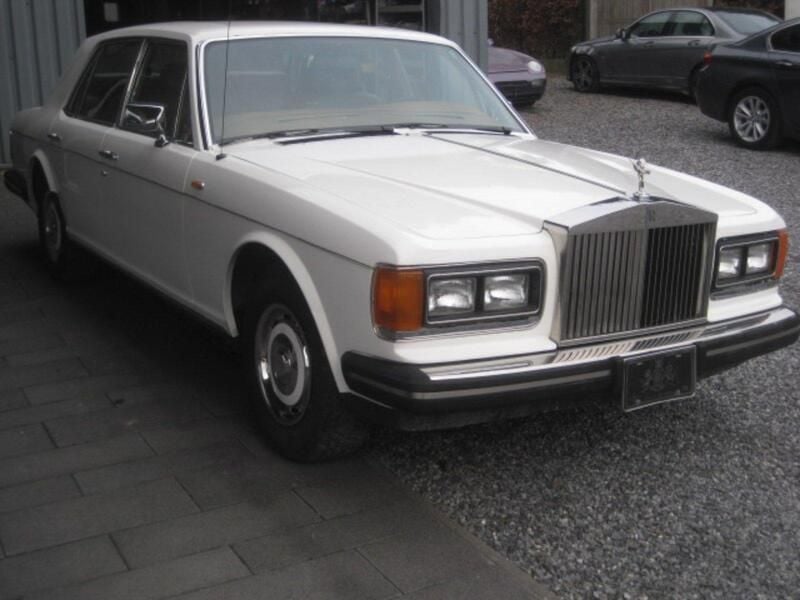 Weiß Gebraucht 1981 Rolls Royce Silver Spirit Limousine | 11.900 € - Bild 1/4