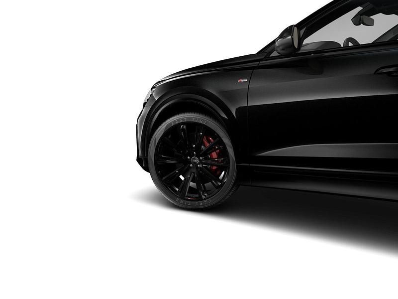 Gebraucht Audi Q8 Advanced Plus 489 PS (359 kW) 2025 Mythosschwarz metallic (metallic) SUV