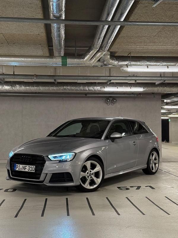 Silber Gebraucht 2017 Audi A3 Sport Limousine | 18.090 € (Fairer Preis) - Bild 1/4