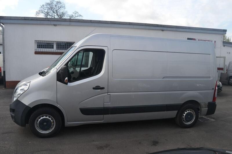 Gebraucht Opel Movano 145 PS (106 kW) 2018 Silber Van