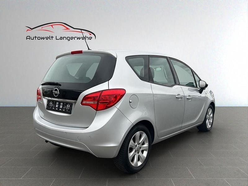 Gebraucht Opel Meriva Edition 101 PS (74 kW) 2010 Silber Van / Kleinbus