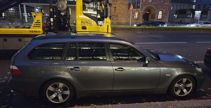 Gebraucht BMW 525 177 PS (130 kW) 2006 Kombi