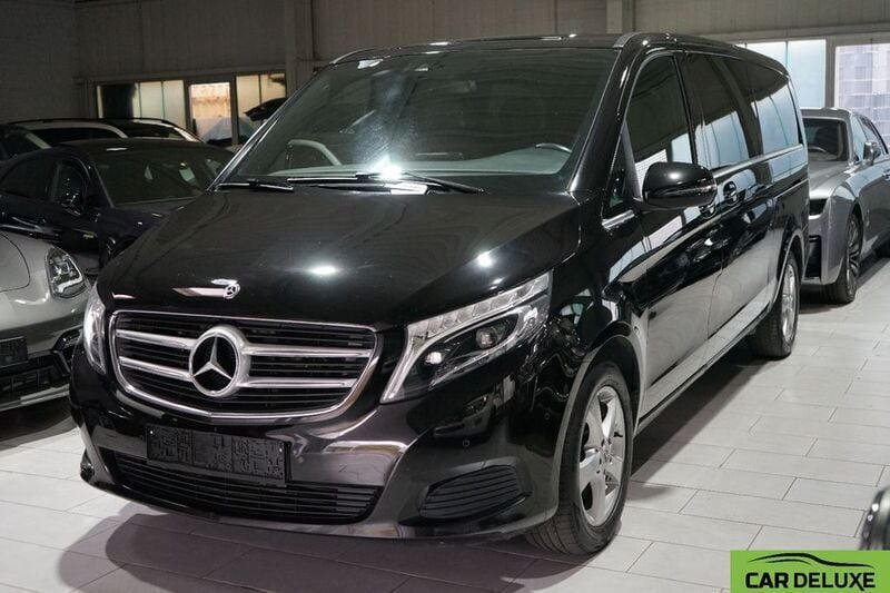 Schwarz Gebraucht 2019 Mercedes V250 Avantgarde Van / Kleinbus | 38.888 € (Superpreis) - Bild 1/4