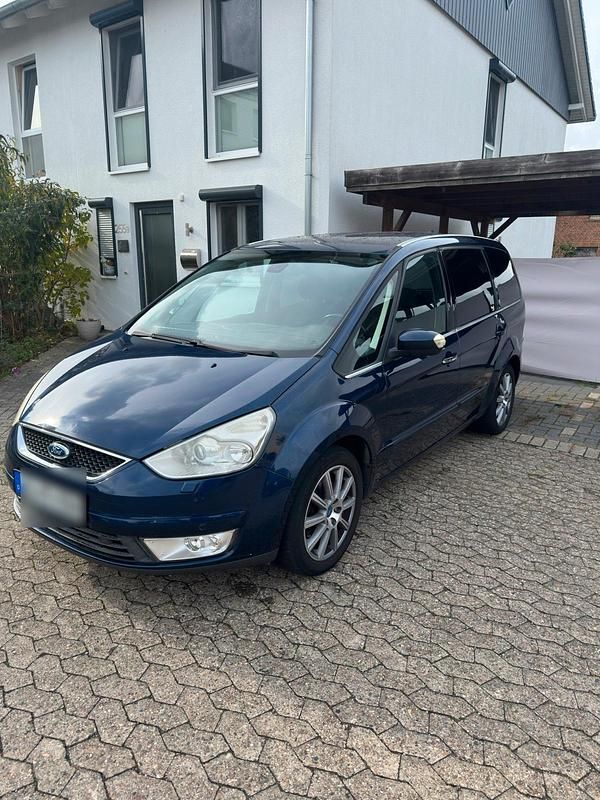 Blau Gebraucht 2008 Ford Galaxy Van / Kleinbus | 2.650 € (Superpreis) - Bild 1/4