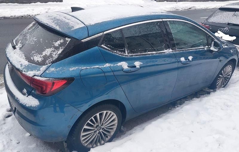 Gebraucht Opel Astra 136 PS (100 kW) 2015 Blau Limousine