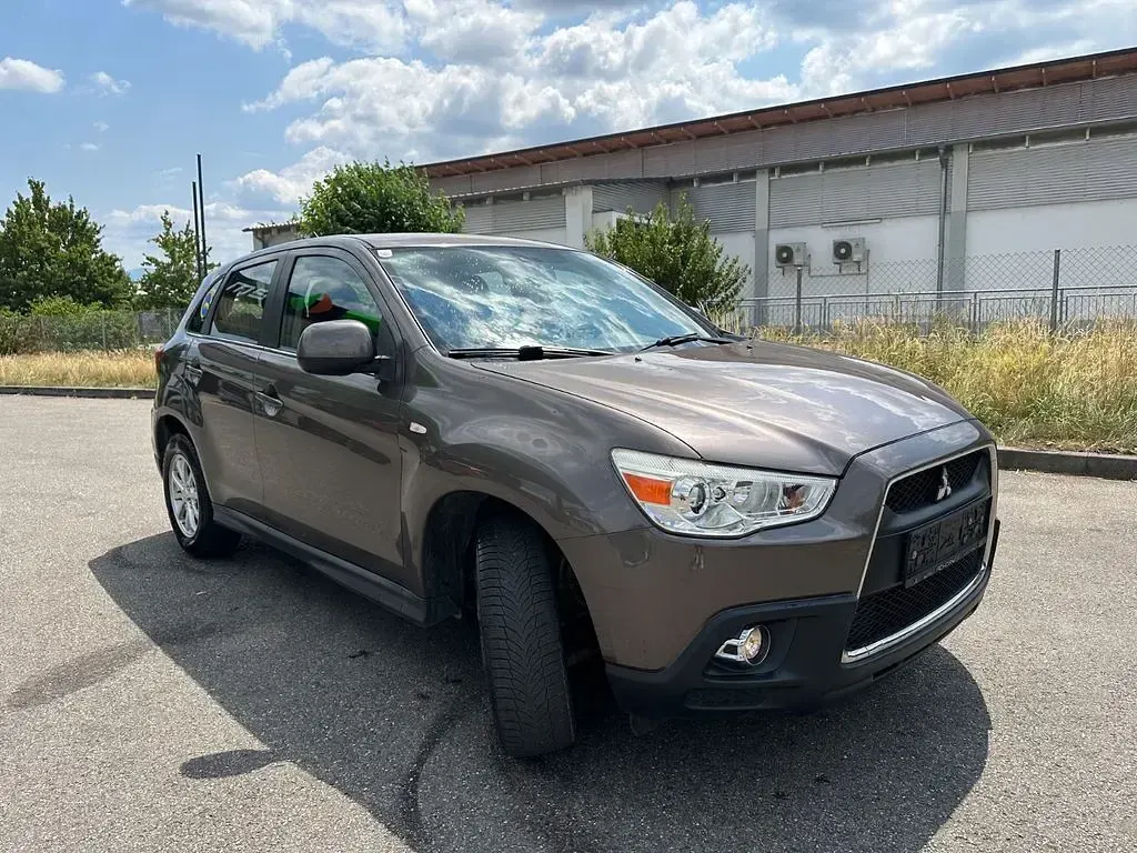 Gebraucht Mitsubishi ASX Invite 150 PS (110 kW) 2011 Braun SUV