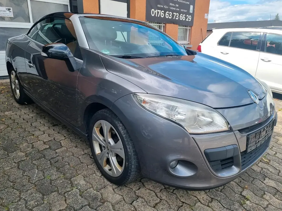 Gebraucht Renault Mégane Cabriolet 110 PS (80 kW) 2010 Grau Cabrio