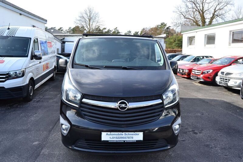 Schwarz Gebraucht 2014 Opel Vivaro Van | 5.790 € (Guter Preis) - Bild 1/4