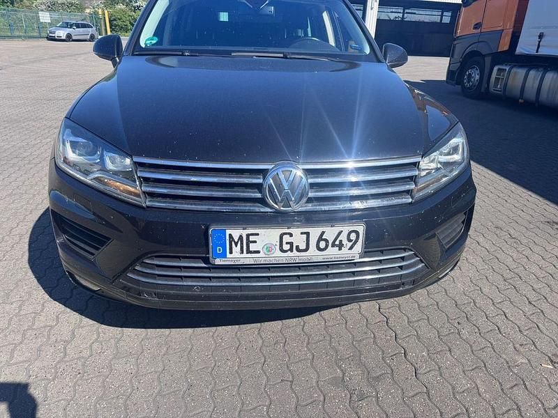 Gebraucht VW Touareg 262 PS (192 kW) 2014 Schwarz SUV