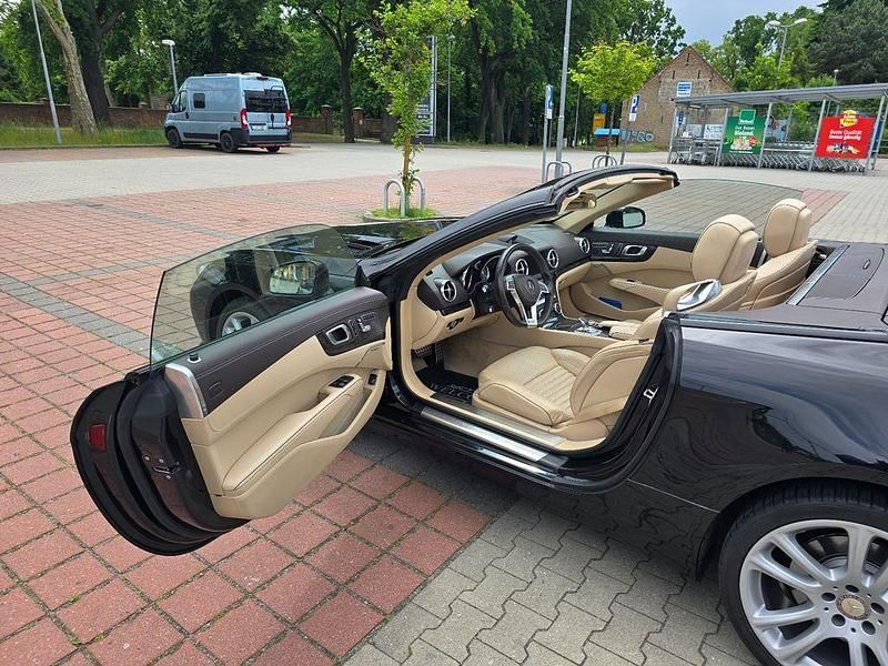 Gebraucht Mercedes SL350 306 PS (225 kW) 2013 Schwarz Cabrio