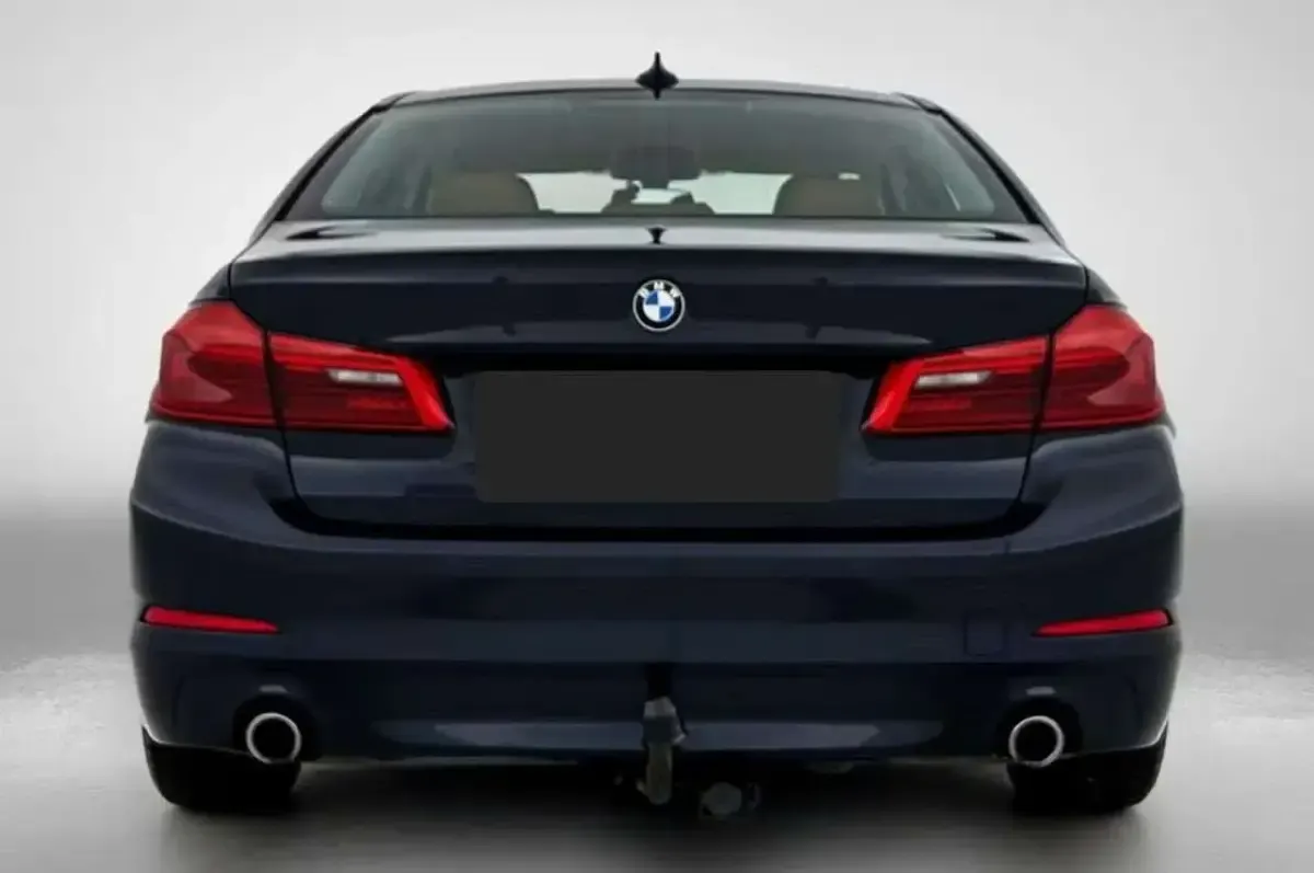 Używany BMW 520 Efficient Dynamics 163 KM (119 kW) 2018 Niebieski Sedan/Limuzyna