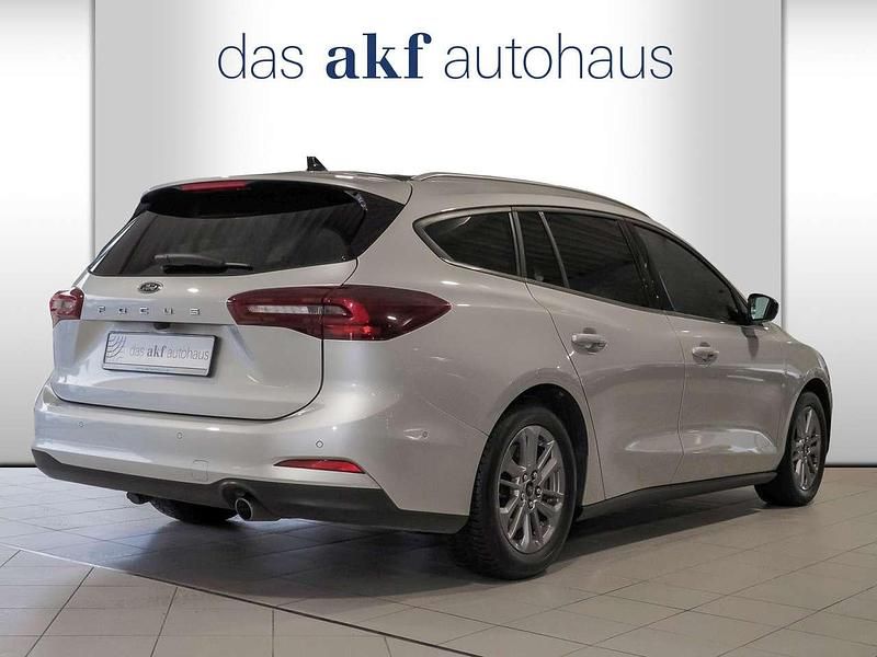 Gebraucht Ford Focus Titanium 116 PS (85 kW) 2024 Polarsilber metallic Kombi