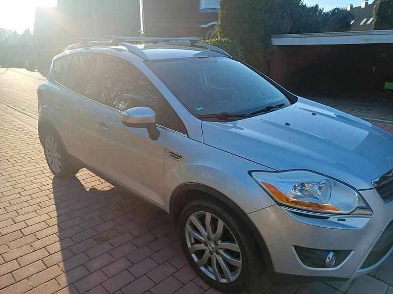 Gebraucht Ford Kuga 140 PS (102 kW) 2011 Silber SUV