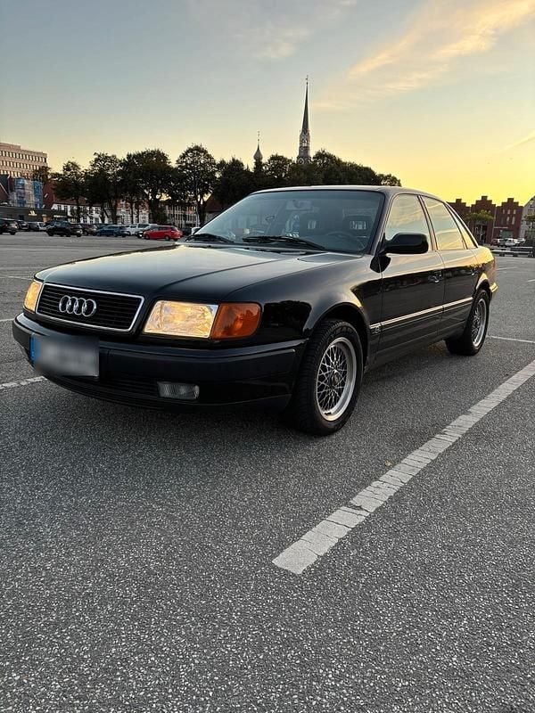 Schwarz Gebraucht 1991 Audi 100 Limousine | 6.300 € - Bild 1/4