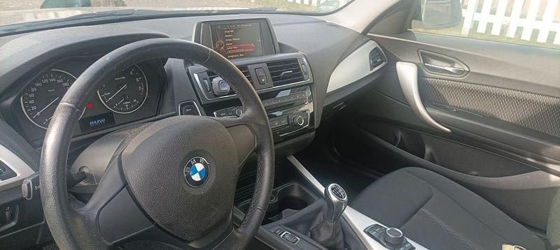 Gebraucht BMW 116 109 PS (80 kW) 2015 Grau Kleinwagen