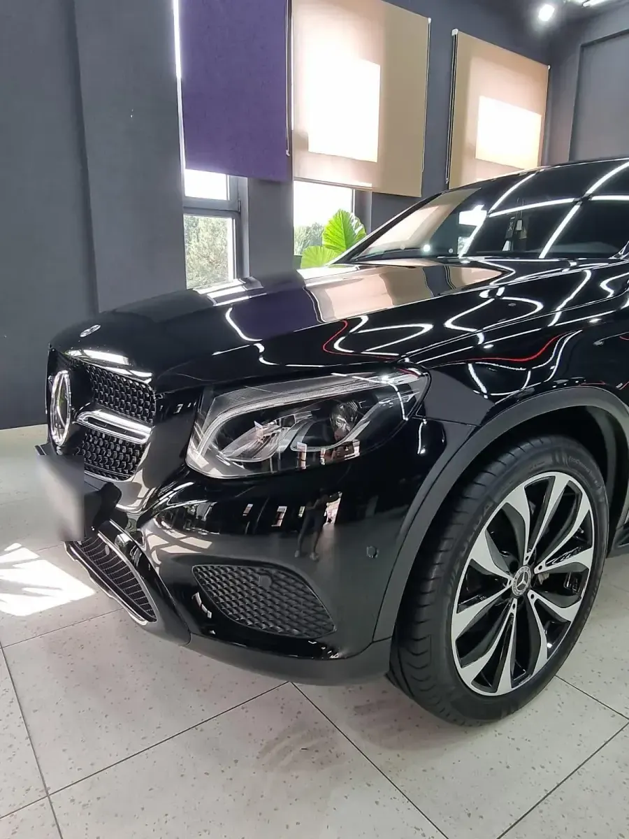 Gebraucht Mercedes GLC350 AMG line 258 PS (189 kW) 2019 Schwarz SUV