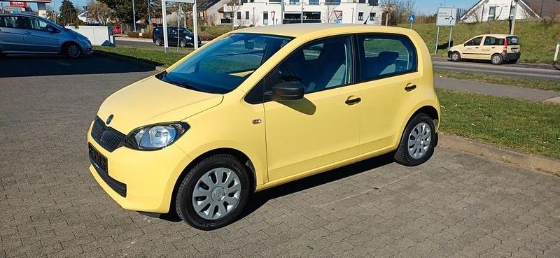 Gebraucht Skoda Citigo Active 60 PS (44 kW) 2014 Gelb Kleinwagen