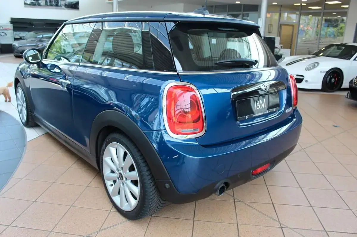Gebraucht Mini Cooper 136 PS (100 kW) 2017 Blau Kleinwagen