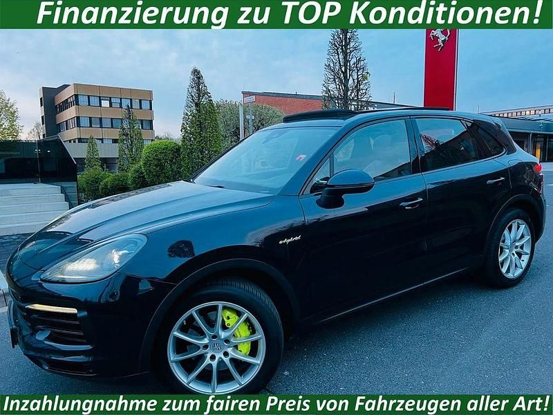 Second-hand Porsche Cayenne 340 CP (250 kW) 2021 Albastru SUV