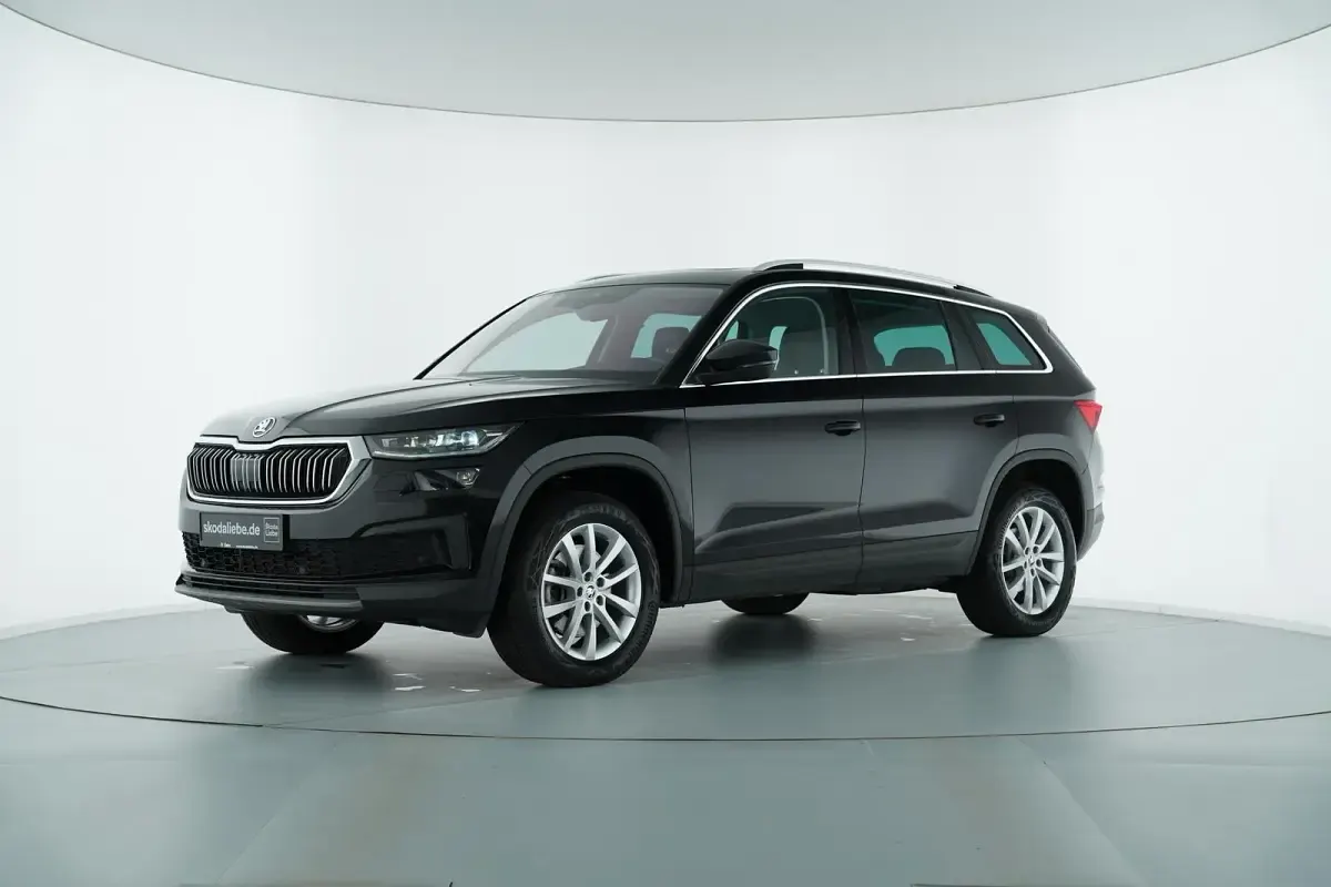 Gebraucht Skoda Kodiaq Style 200 PS (147 kW) 2023 Schwarzmagic perleffekt SUV