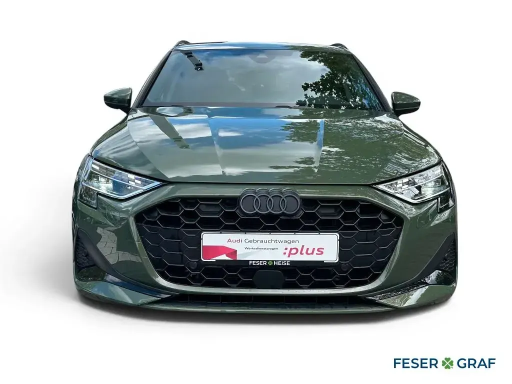 Gebraucht Audi A3 Advanced 204 PS (150 kW) 2025 Distriktgrün metallic Limousine