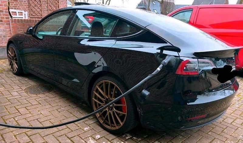 Gebraucht Tesla Model 3 Performance 389 kW (530 PS) 2021 Schwarz Limousine