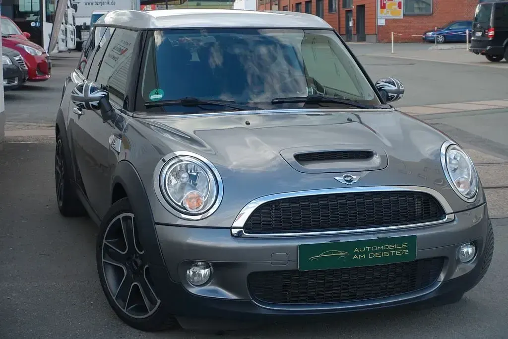 Gebraucht Mini Cooper S Clubman 174 PS (127 kW) 2010 Dark silver (technical) grey Kombi