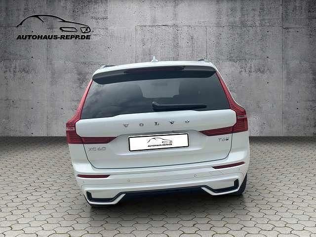 Gebraucht Volvo XC60 Plus 252 PS (185 kW) 2025 Weiss SUV