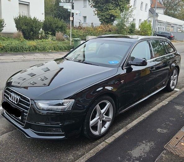 Schwarz Gebraucht 2015 Audi A4 Ambition Kombi | 12.900 € (Fairer Preis) - Bild 1/4